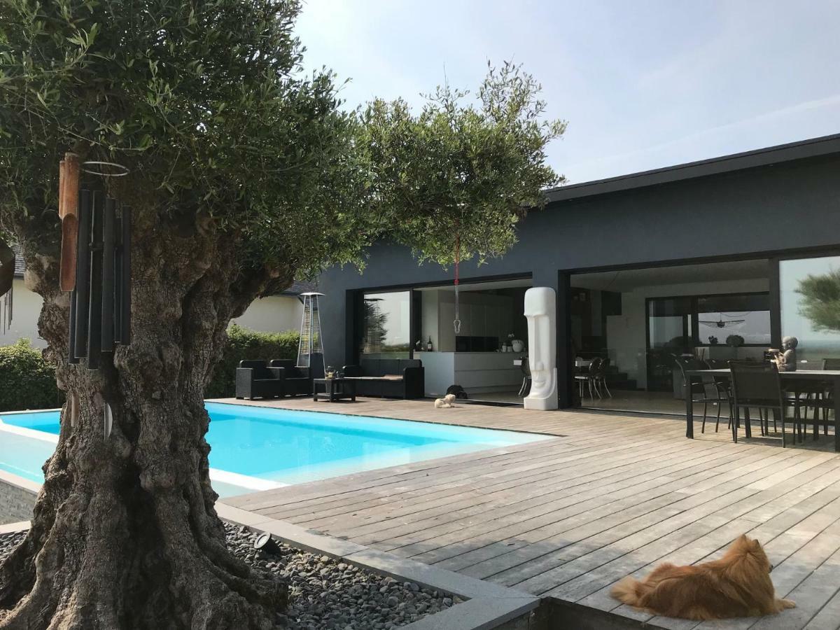 Villa De Luxe Avec Piscine, Vue Imprenable Séné Exterior foto